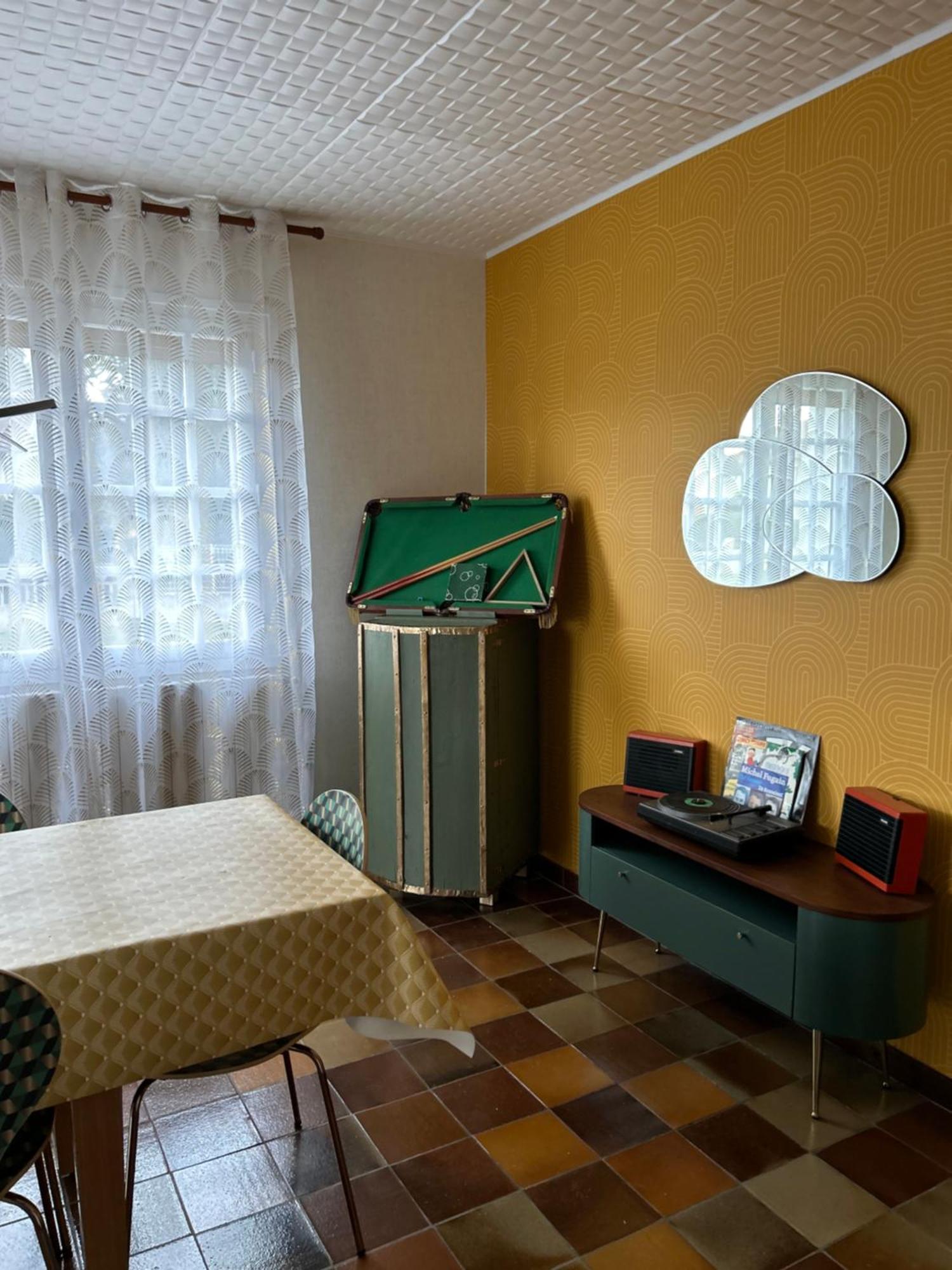 Gite La Maison Rose Ланемезан Екстериор снимка