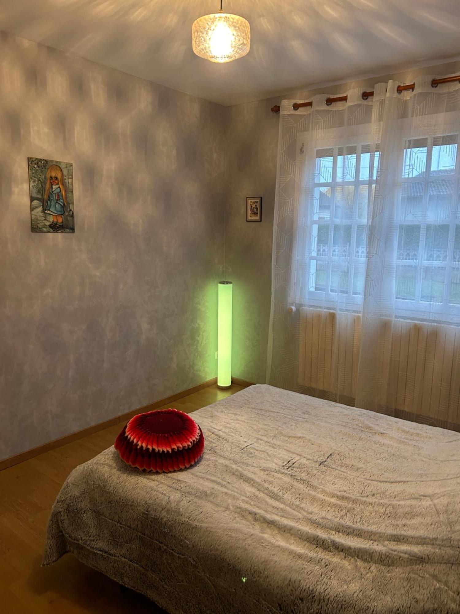 Gite La Maison Rose Ланемезан Екстериор снимка