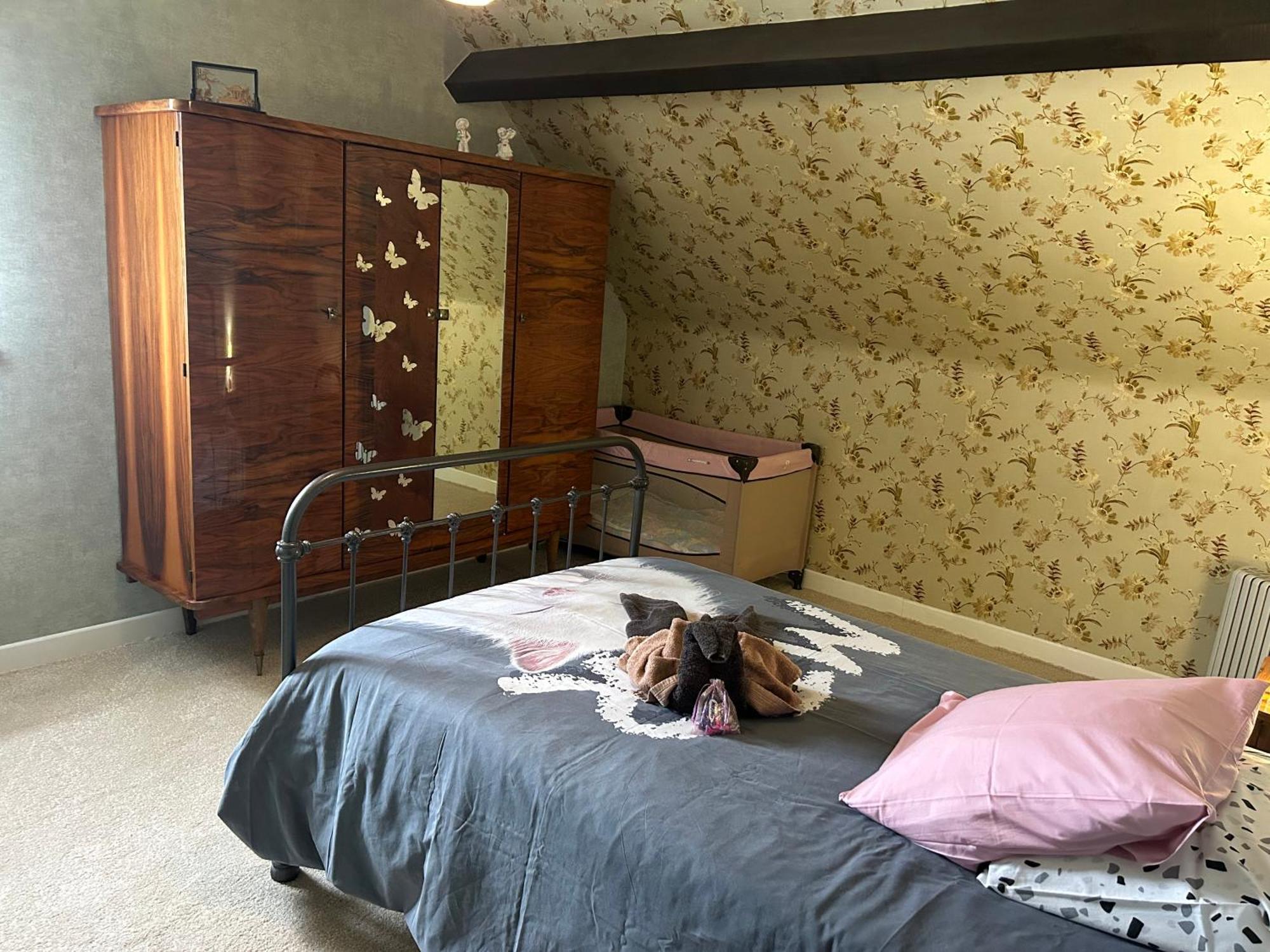 Gite La Maison Rose Ланемезан Екстериор снимка